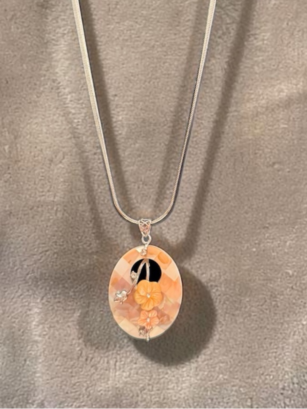 Mosaic Mother-of-Pearl Floral Pendant Necklace with Two-Tone Flower Accents - Picture 9 of 11